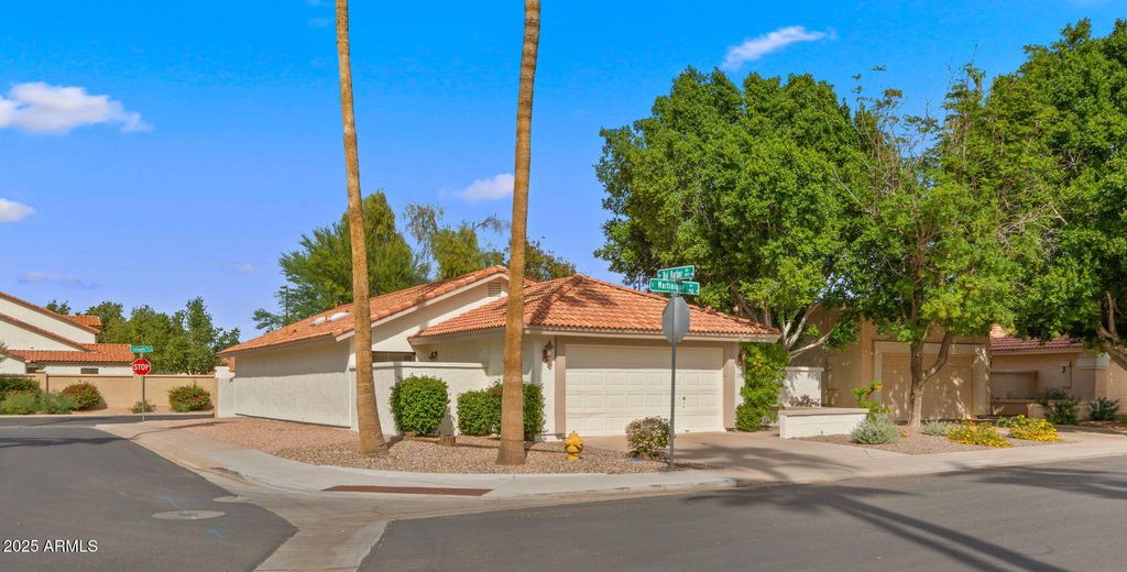 794 S MARTINIQUE Drive, Gilbert, AZ 85233