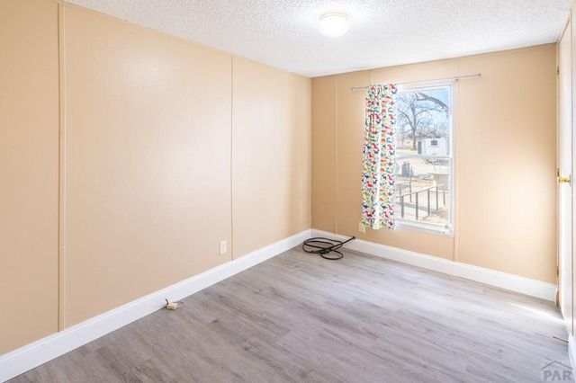 238 Seeley, La Junta, CO 81050