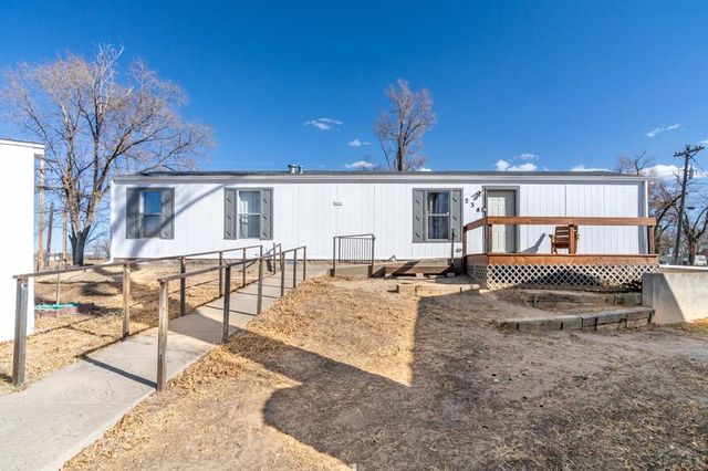 238 Seeley, La Junta, CO 81050