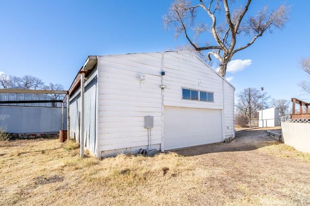 238 Seeley, La Junta, CO 81050
