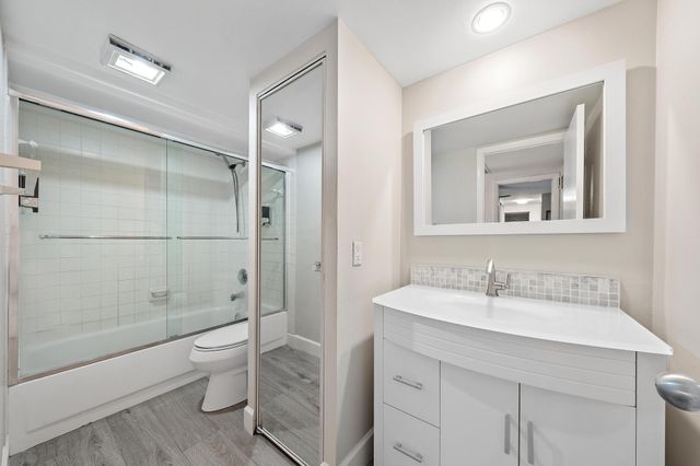 502 5th Terrace, Palm Beach Gardens, FL 33418