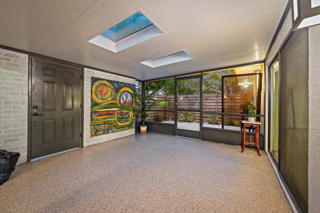 502 5th Terrace, Palm Beach Gardens, FL 33418