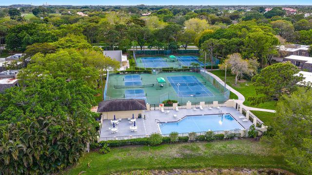 502 5th Terrace, Palm Beach Gardens, FL 33418