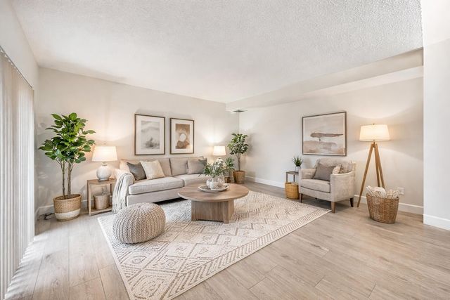 502 5th Terrace, Palm Beach Gardens, FL 33418