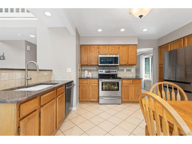 966 Highland Park Dr, Broomfield, CO 80020