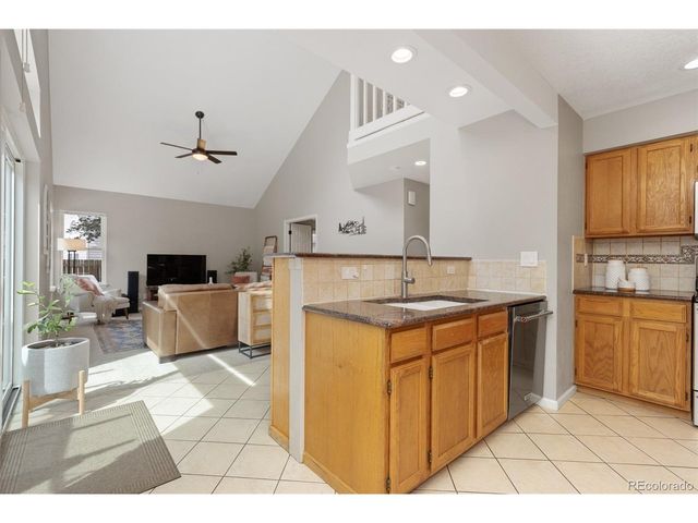 966 Highland Park Dr, Broomfield, CO 80020