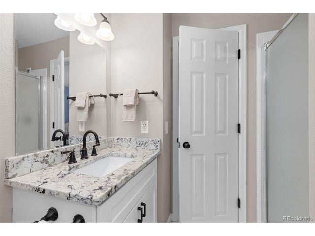 966 Highland Park Dr, Broomfield, CO 80020