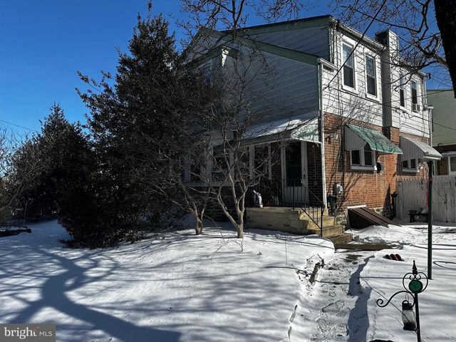 -400-402 WALTER ST, Philadelphia, PA 19111