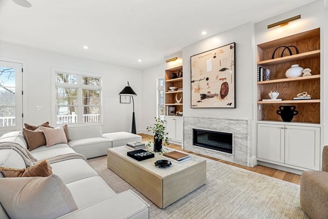 35 Bemis, Weston, MA 02493