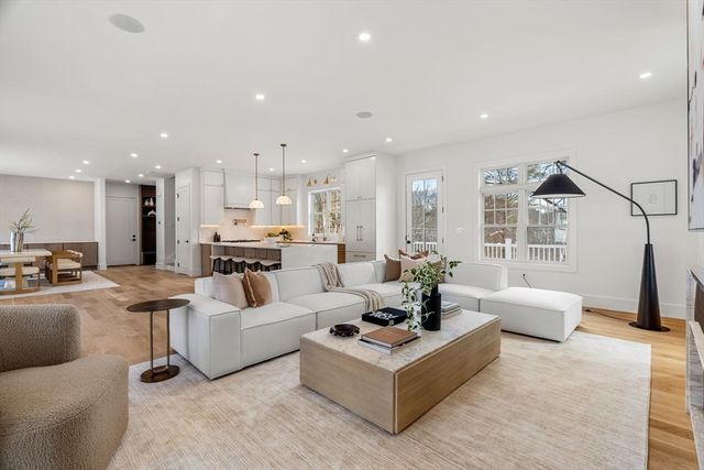 35 Bemis, Weston, MA 02493