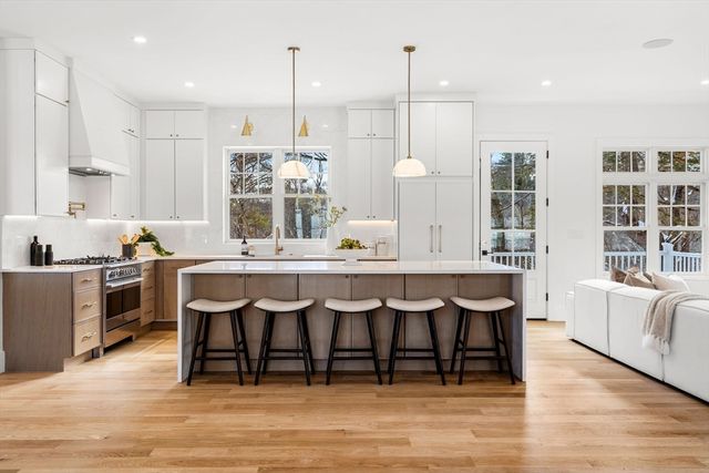 35 Bemis, Weston, MA 02493