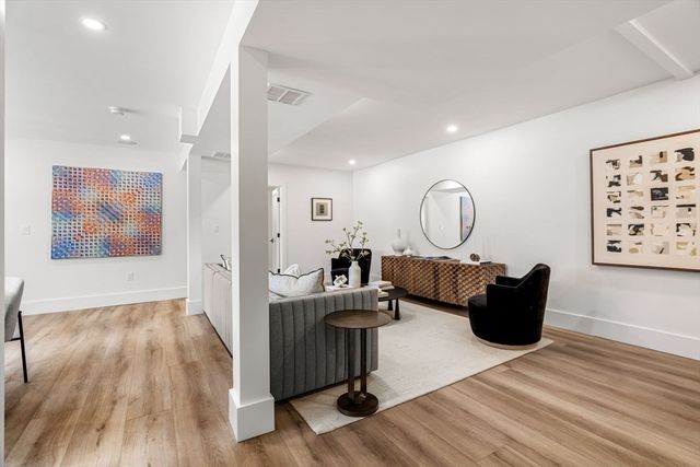 35 Bemis, Weston, MA 02493