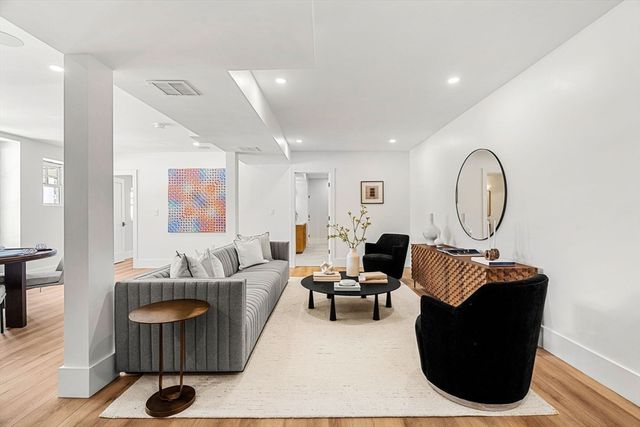 35 Bemis, Weston, MA 02493