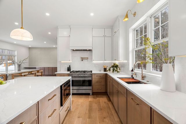 35 Bemis, Weston, MA 02493