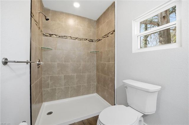 3517 Tidewater DR, Norfolk, VA 23509