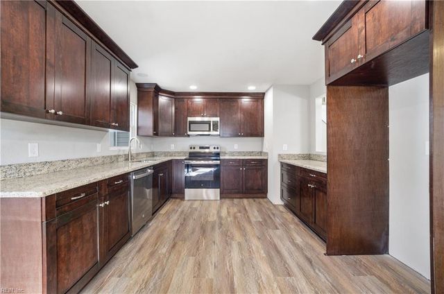 3517 Tidewater DR, Norfolk, VA 23509