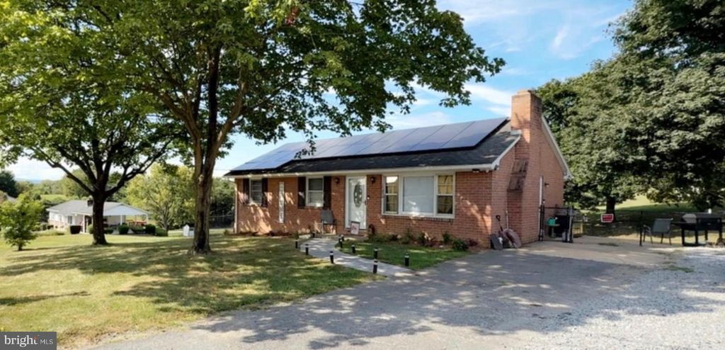 15030 CLEAR SPRING RD, Williamsport, MD 21795