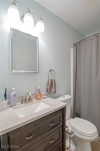 2370 Schubert Street, Cuyahoga Falls, OH 44221