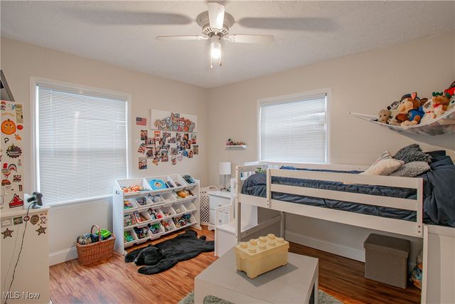 2370 Schubert Street, Cuyahoga Falls, OH 44221