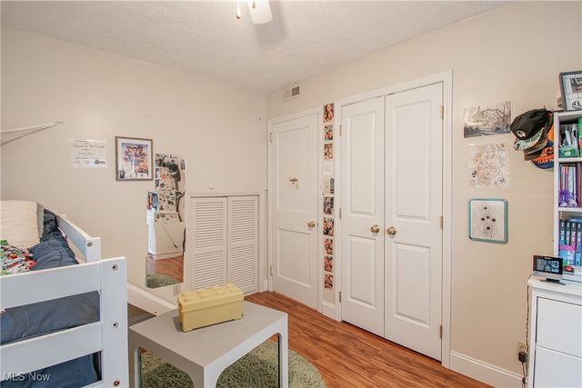 2370 Schubert Street, Cuyahoga Falls, OH 44221