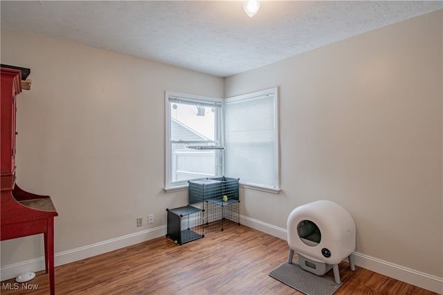 2370 Schubert Street, Cuyahoga Falls, OH 44221