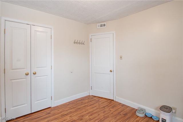 2370 Schubert Street, Cuyahoga Falls, OH 44221