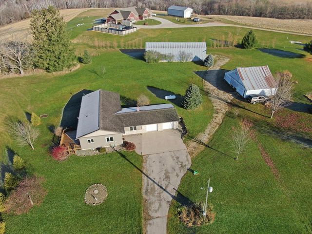 E2732 Brinkman Ridge ROAD, Chaseburg, WI 54621