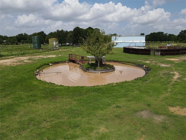 37110 Donigan Road, Brookshire, TX 77423