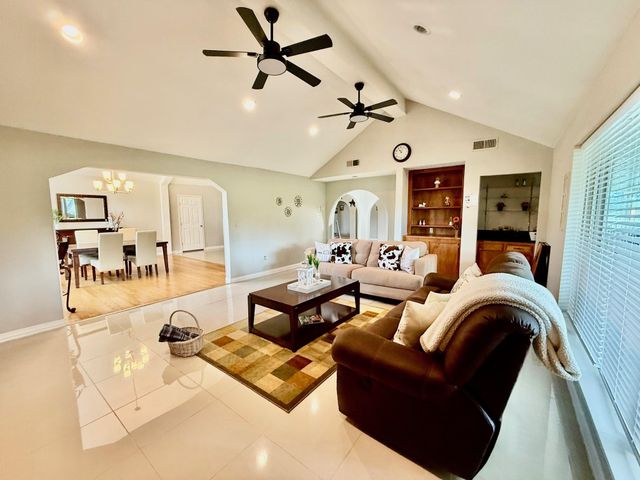 37110 Donigan Road, Brookshire, TX 77423