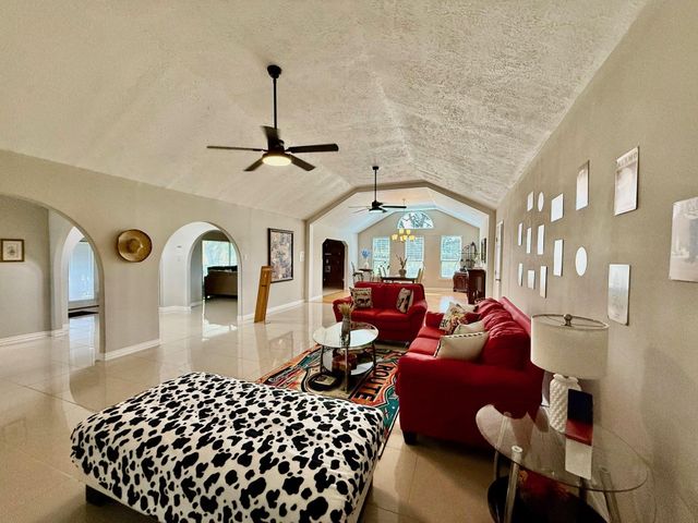 37110 Donigan Road, Brookshire, TX 77423