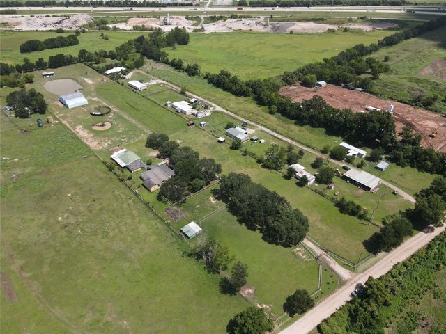 37110 Donigan Road, Brookshire, TX 77423