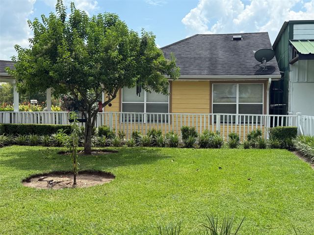 37110 Donigan Road, Brookshire, TX 77423