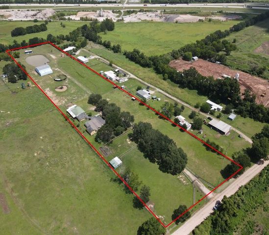 37110 Donigan Road, Brookshire, TX 77423