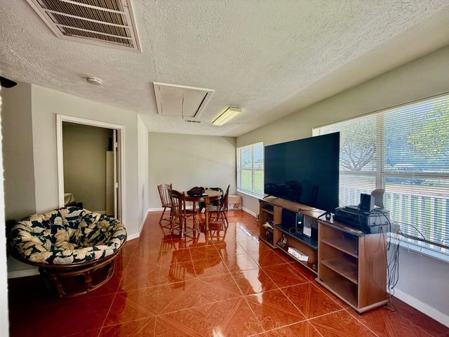 37110 Donigan Road, Brookshire, TX 77423