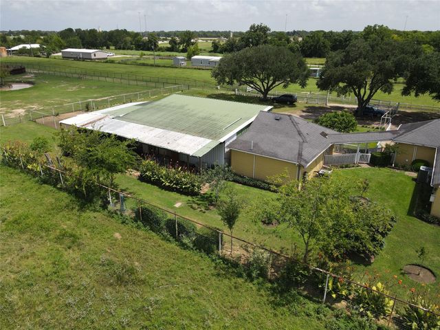 37110 Donigan Road, Brookshire, TX 77423