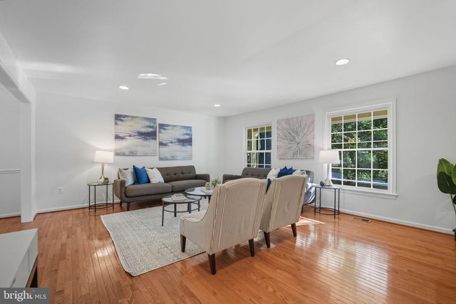 10196 RED SPRUCE RD, Fairfax, VA 22032