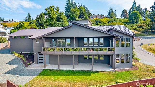 1505 Harbor View Court, Anacortes, WA 98221