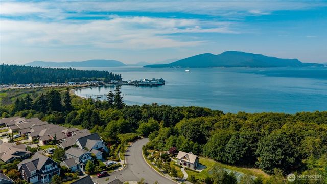 1505 Harbor View Court, Anacortes, WA 98221