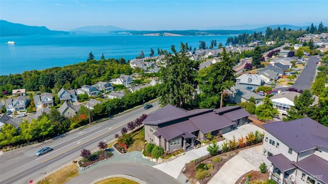 1505 Harbor View Court, Anacortes, WA 98221