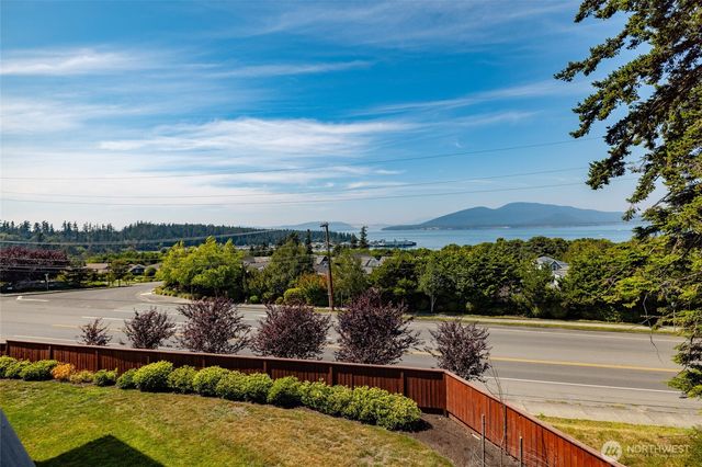 1505 Harbor View Court, Anacortes, WA 98221