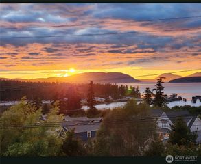1505 Harbor View Court, Anacortes, WA 98221