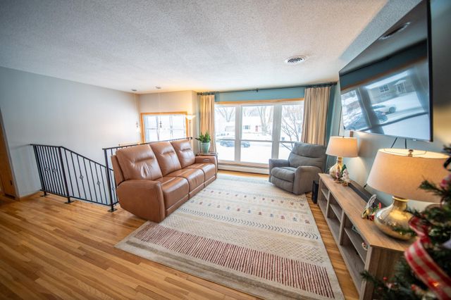 1503 6th Avenue SW, Rochester, MN 55902