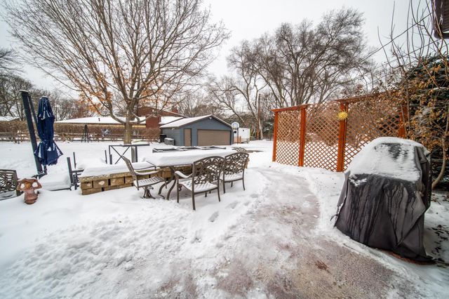 1503 6th Avenue SW, Rochester, MN 55902