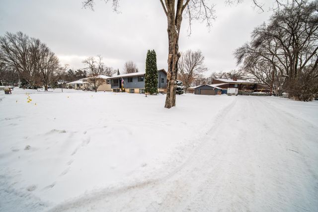 1503 6th Avenue SW, Rochester, MN 55902