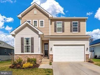 12661 BARTON DR, Hagerstown, MD 21740
