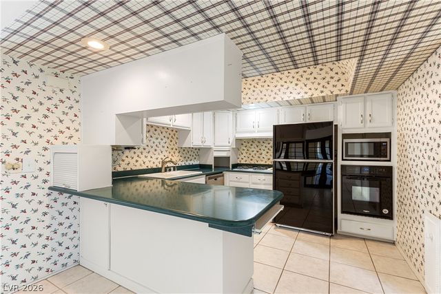 3552 Bounty Avenue, Las Vegas, NV 89121