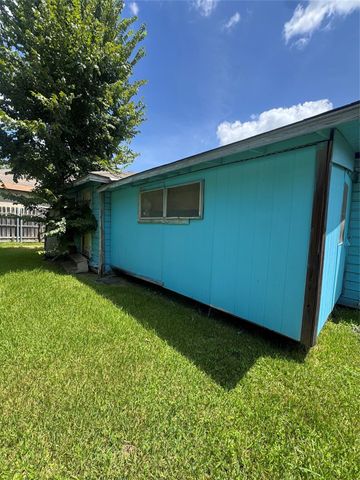 4211 Castor Street, Houston, TX 77022