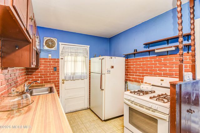753 Lorraine Drive, Keyport, NJ 07735