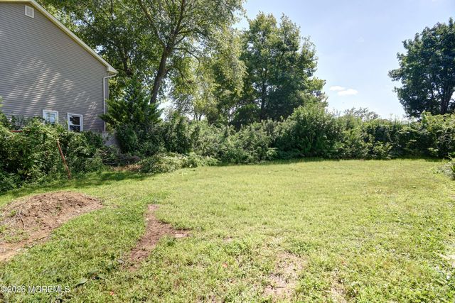 753 Lorraine Drive, Keyport, NJ 07735