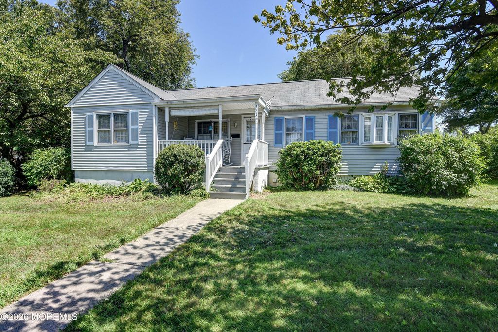 753 Lorraine Drive, Keyport, NJ 07735